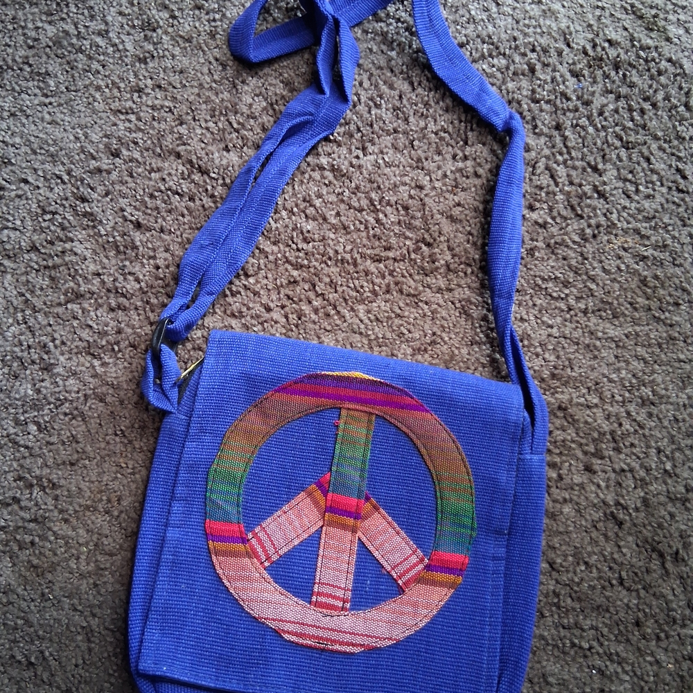 Peruvian Handmade Peace Sign Set Of 4 Bags